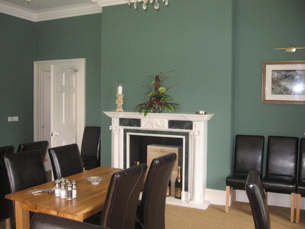 Ffarm Country House Абергели Екстериор снимка